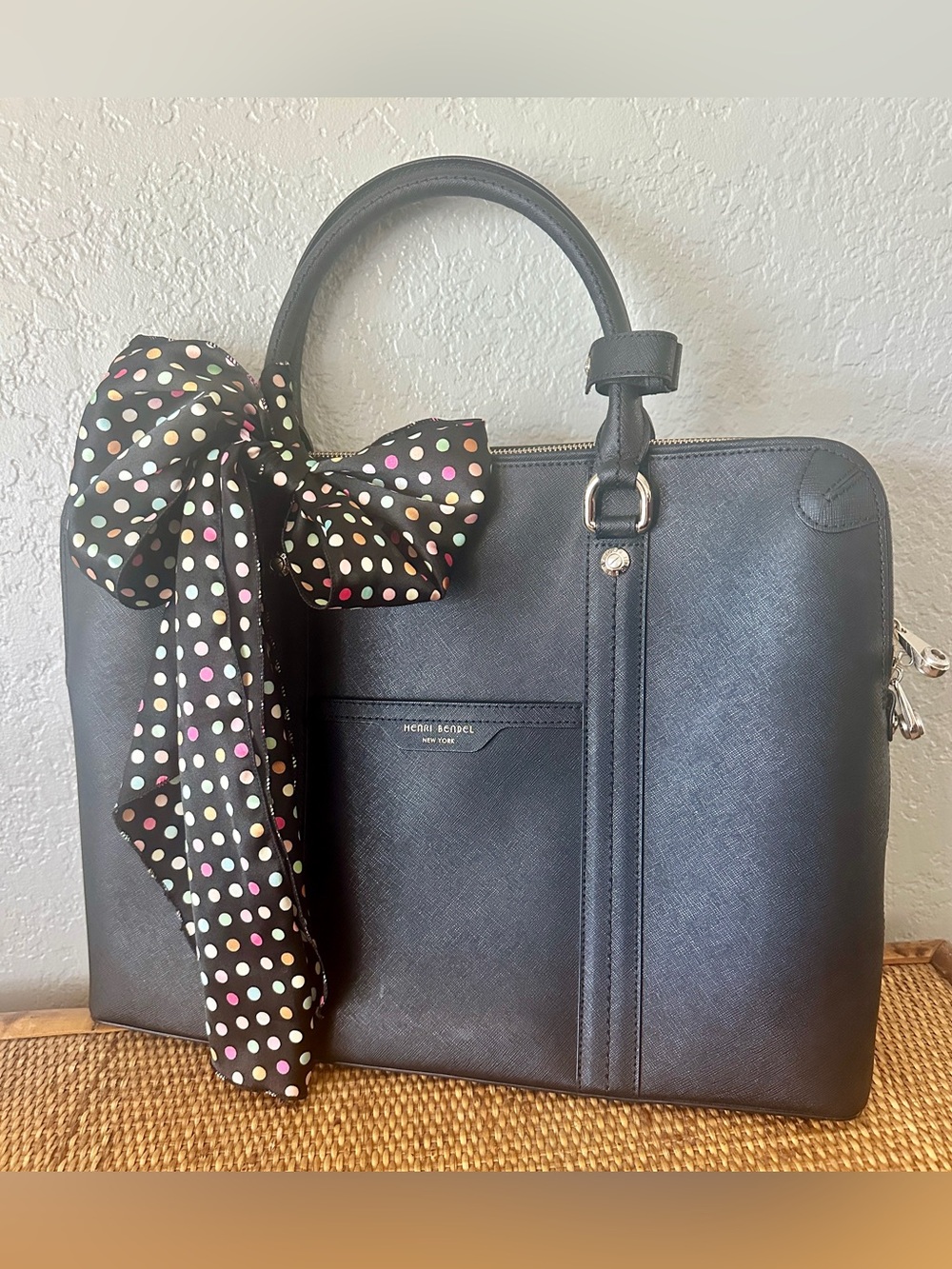 Henri Bendel Black Saffiano Leather Laptop Tote Briefcase • Like New💼